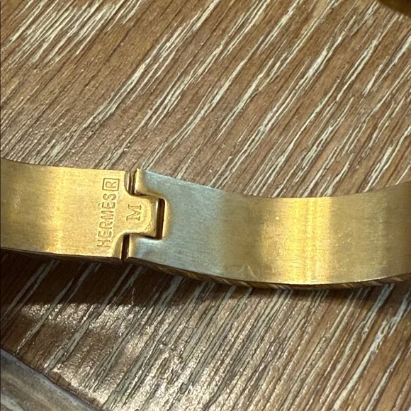 Gold and White Hermes Style Bracelet - Picture 6 of 8